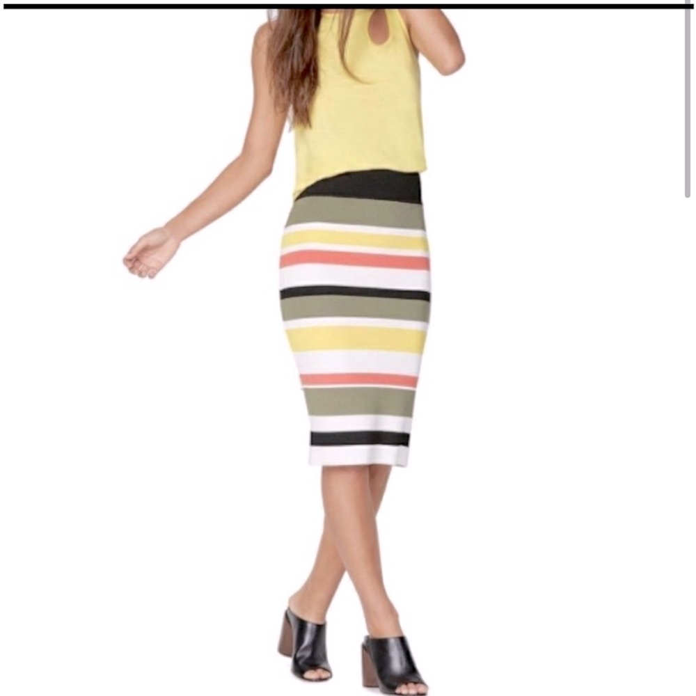 SOLD Bailey 44 Varadero sweater skirt